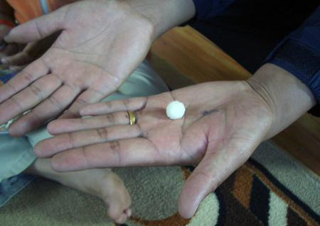 cleaning with a rice ball